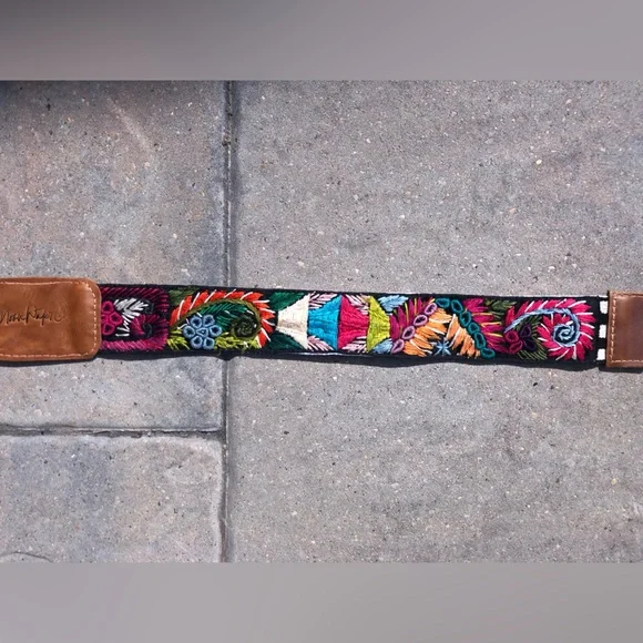 Gorgeous Crossbody Strap - Picture 11 of 14